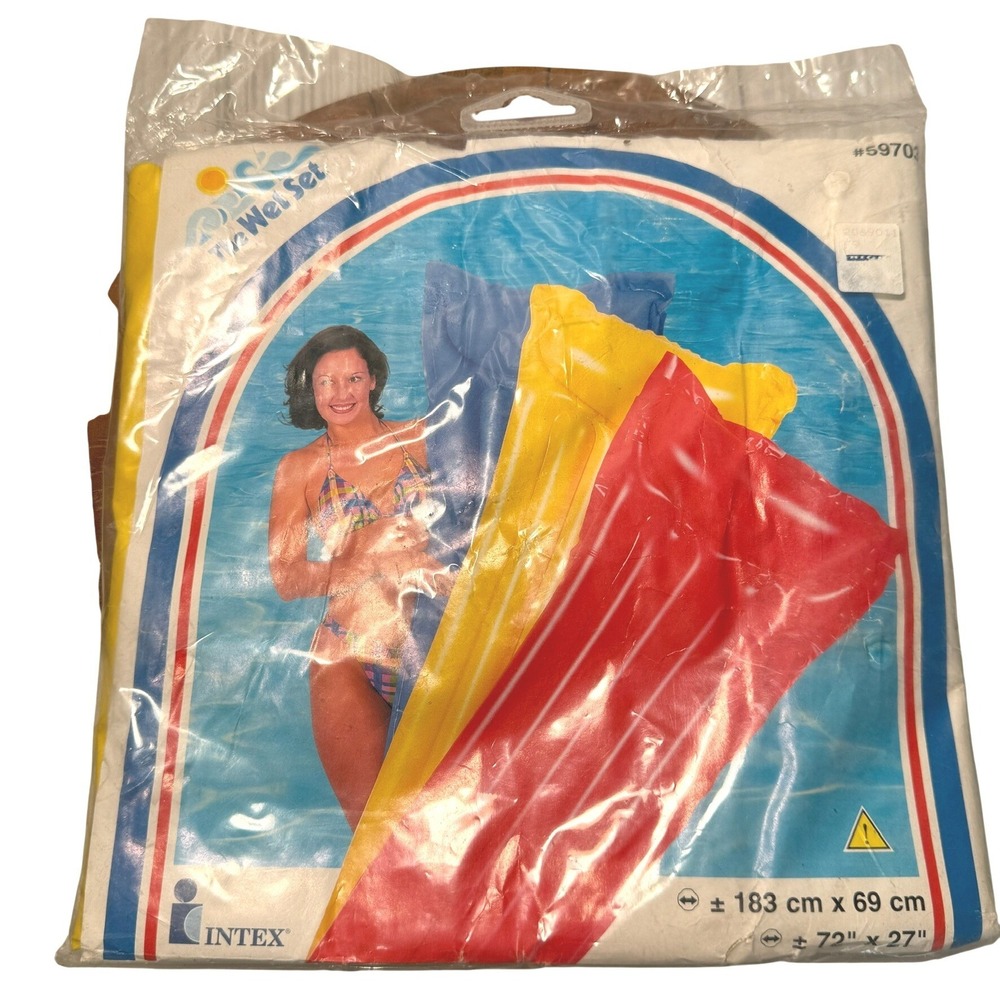 Vintage Intex The Wet Set Glossy Mat Inflatable Pool Float Yellow 59703 72x27‎